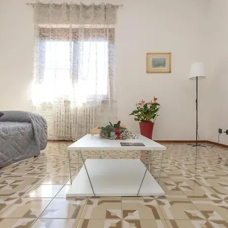 公寓 Casa Fiori Centro Citta, Free Parking 布拉